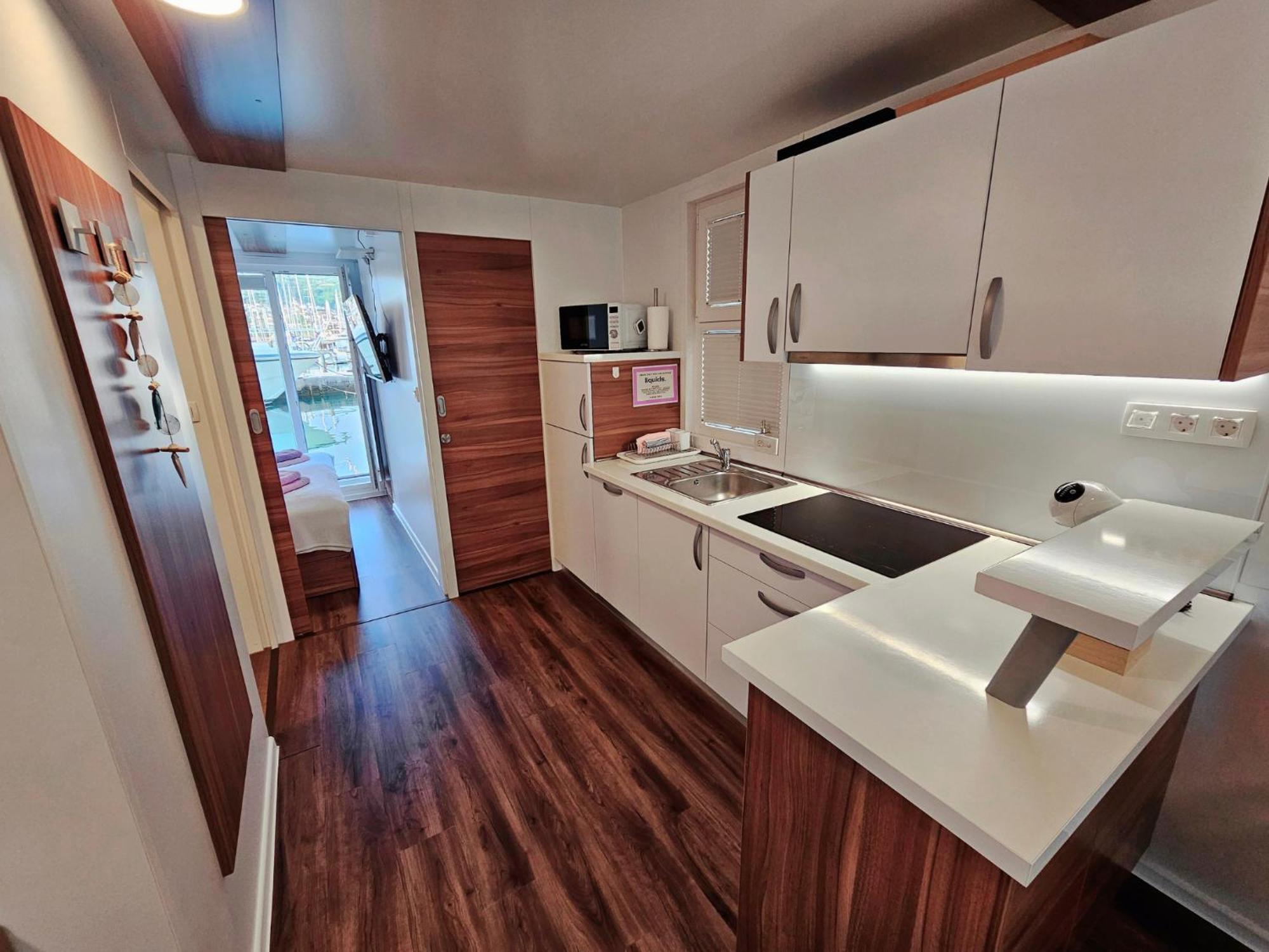 Apartma Floating Sea House - Vital Lux *